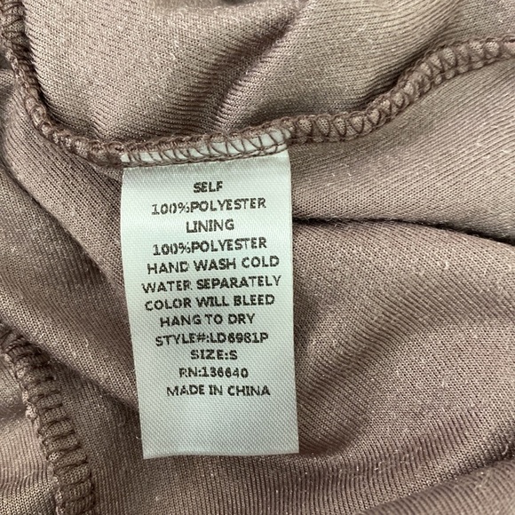 L’ Atiste Lavender Crushed Velvet Off the Shoulder Midi Dress size small summer - Picture 12 of 14